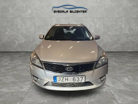 Kia Ceed 2010 photo 2