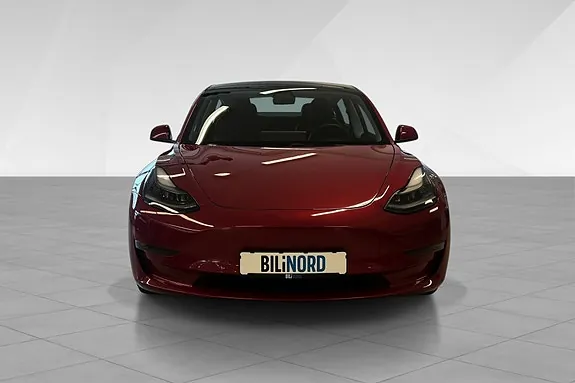 Tesla Model 3 2021 photo 2