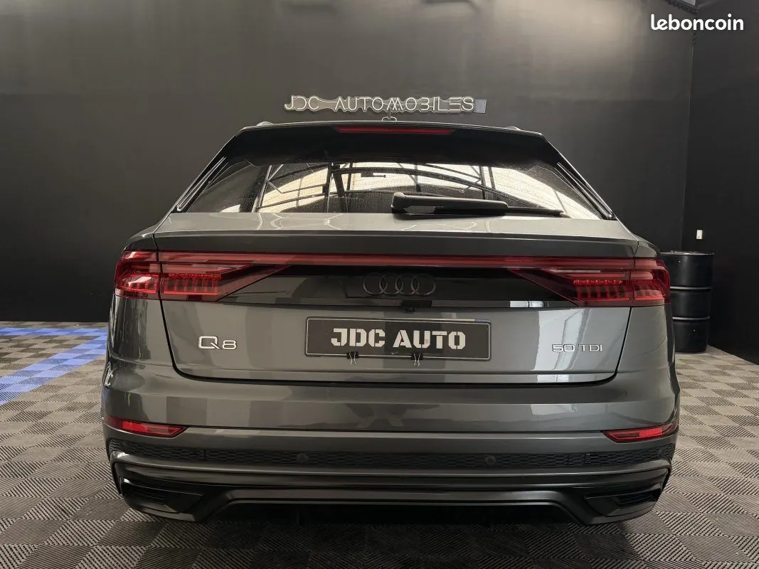 Audi Q8 2018 photo 4
