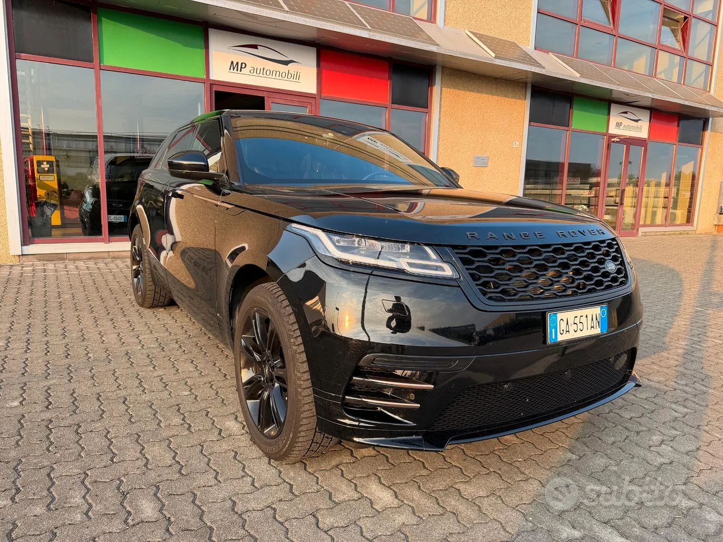 Land Rover Range Rover Velar 2020 photo 3