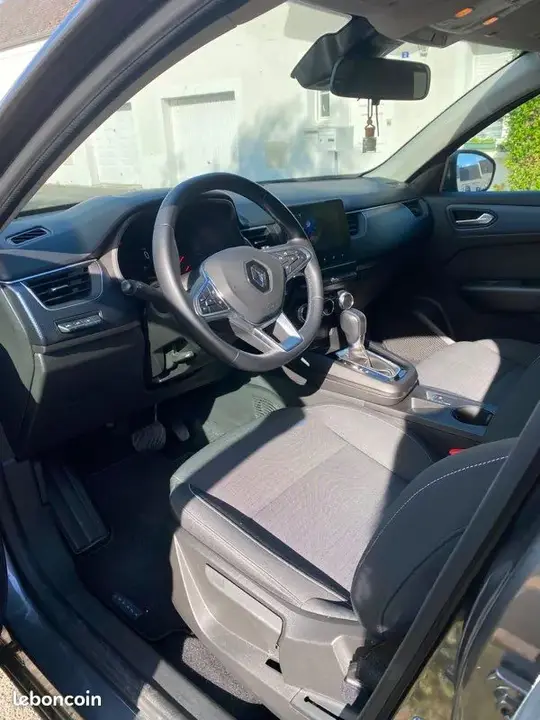 Renault Arkana 2023 photo 3