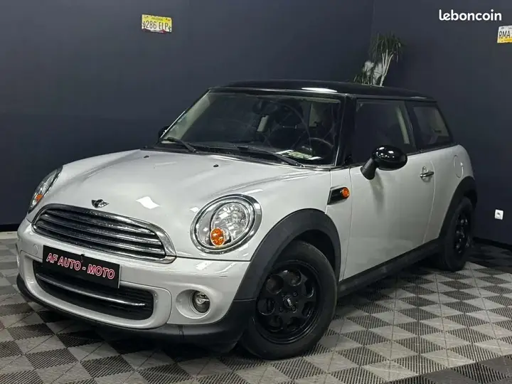 Mini Mini Cooper 2013 photo 2