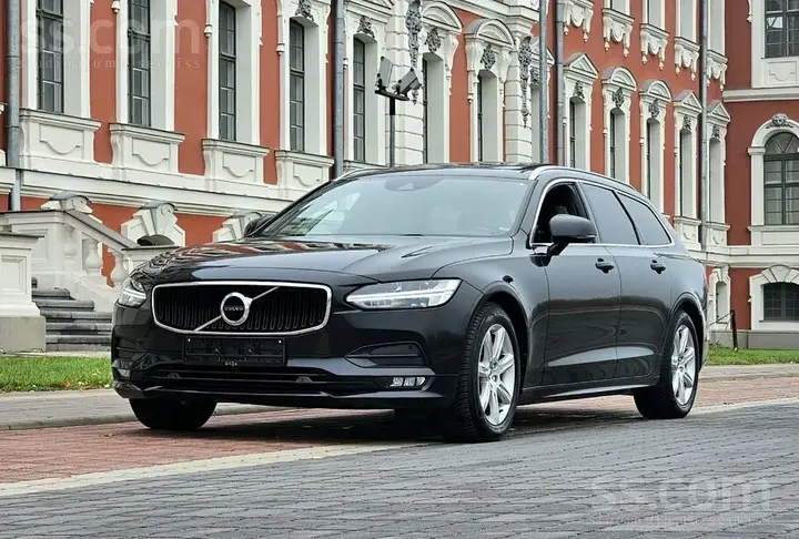 Volvo V90