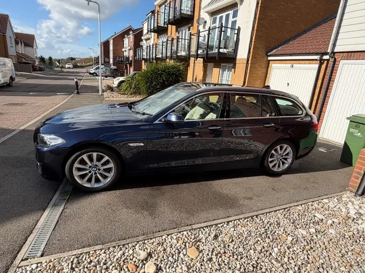 BMW 5 Series 2014 photo 2