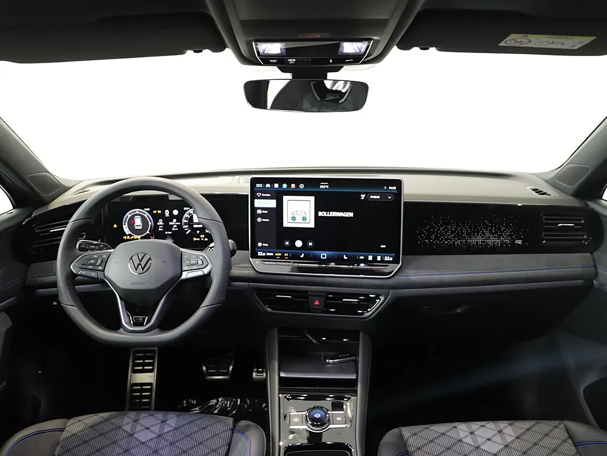 Volkswagen Tiguan 2026 photo 2