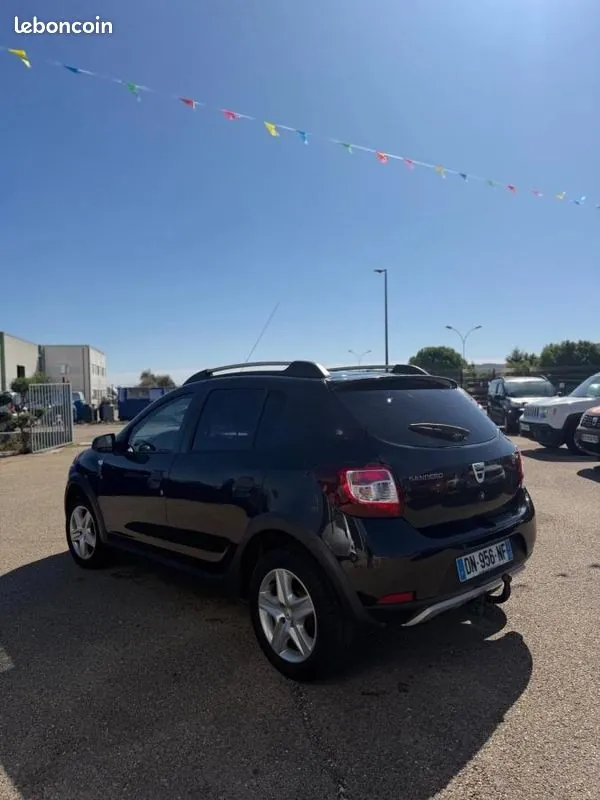 Dacia Sandero 2015 photo 2