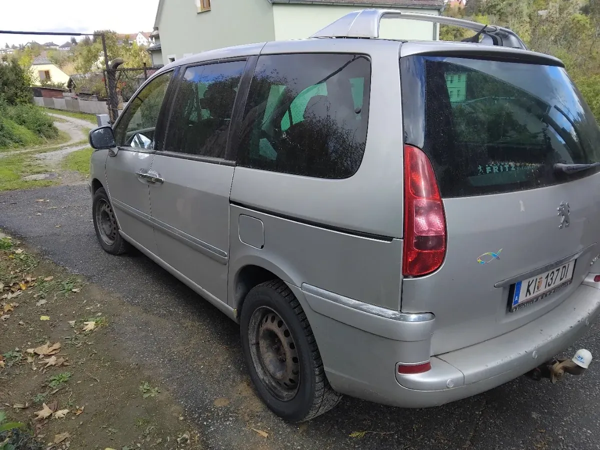 Peugeot 807 2013 photo 2