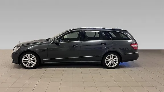 Mercedes-Benz E200 2012 photo 4
