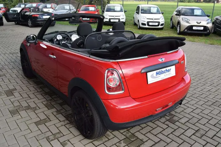 Mini One Cabrio 2014 photo 4