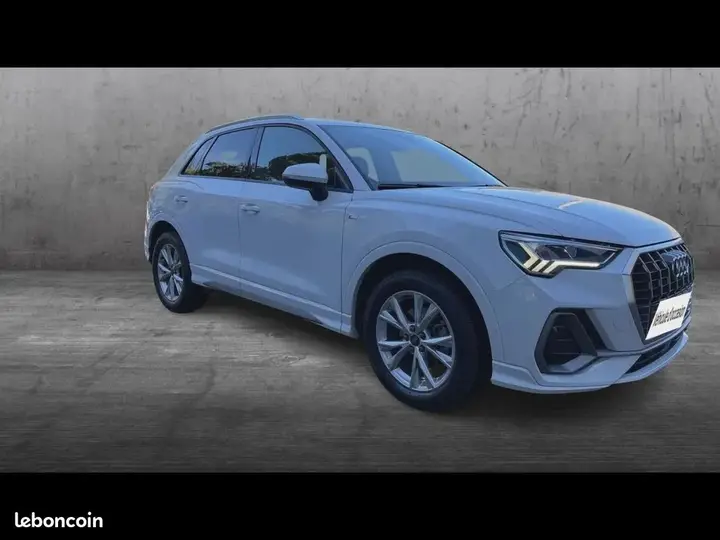 Audi Q3 2024 photo 2