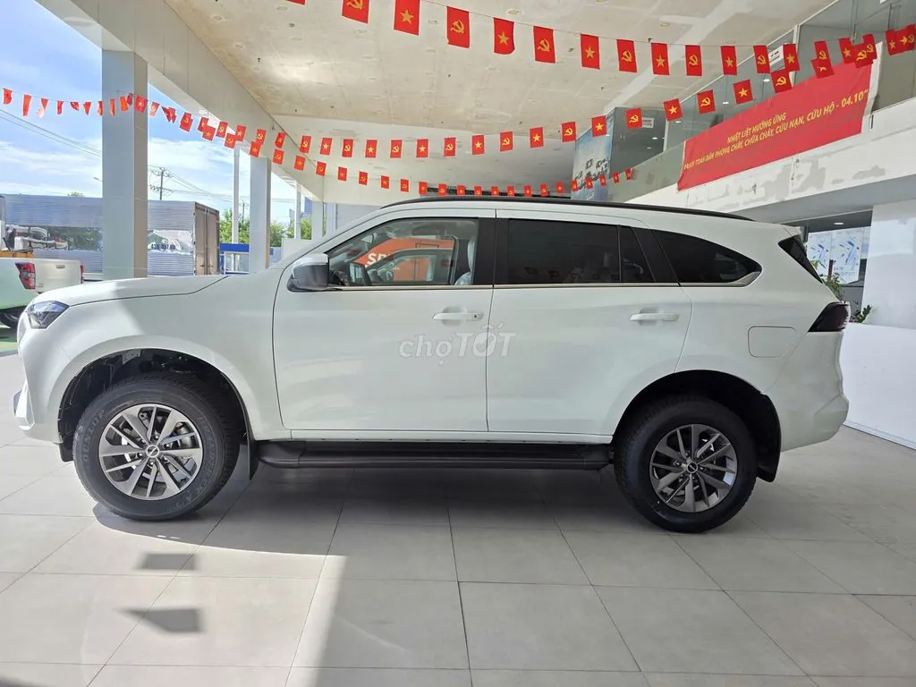 Isuzu Mu-X 2025 photo 4