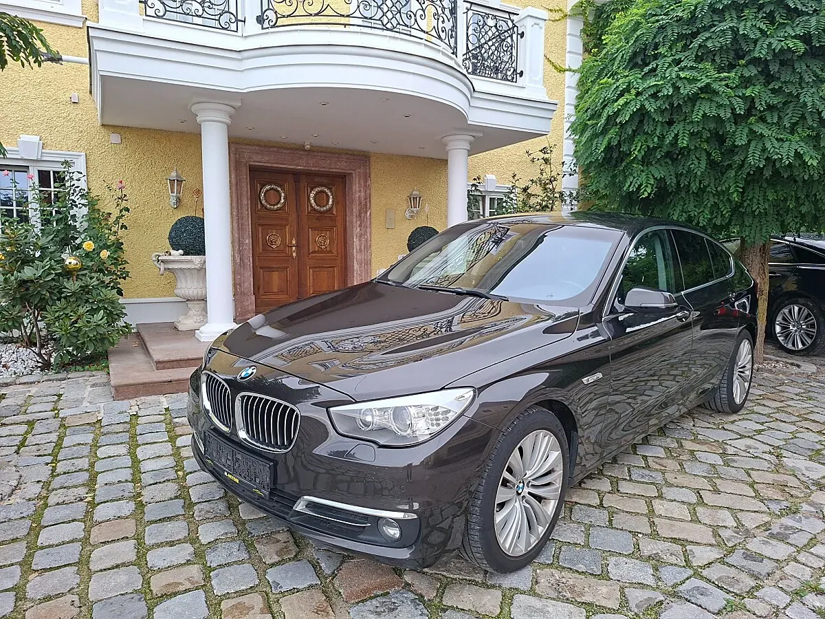 BMW 5 Series 2016 photo 3