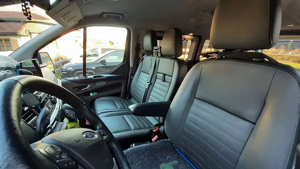 Ford Tourneo Custom 2020 photo 3