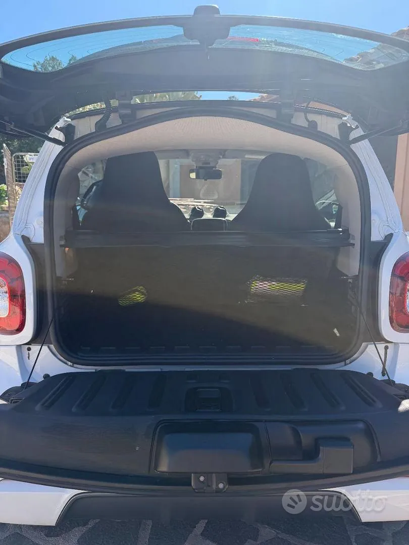 Smart Fortwo 2019 photo 4