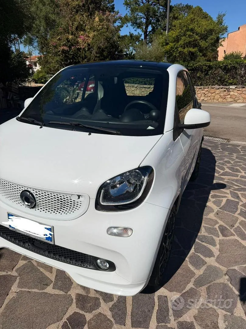 Smart Fortwo 2019 photo 3