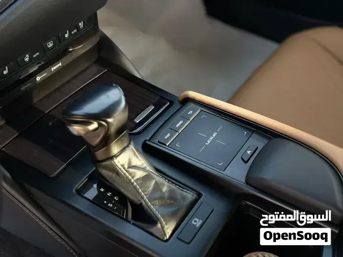 Lexus Es 2019 photo 4