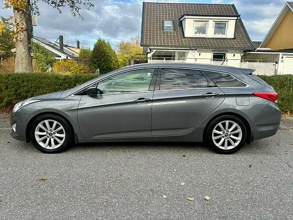 Hyundai I40 2012 photo 2