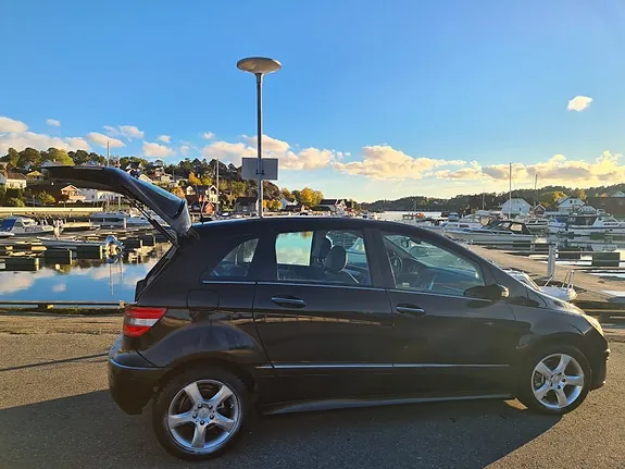 Mercedes-Benz B180 D 2006 photo 3