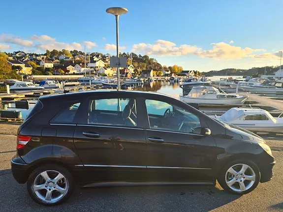 Mercedes-Benz B180 D