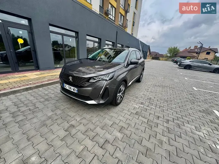Peugeot 3008 2021 photo 2