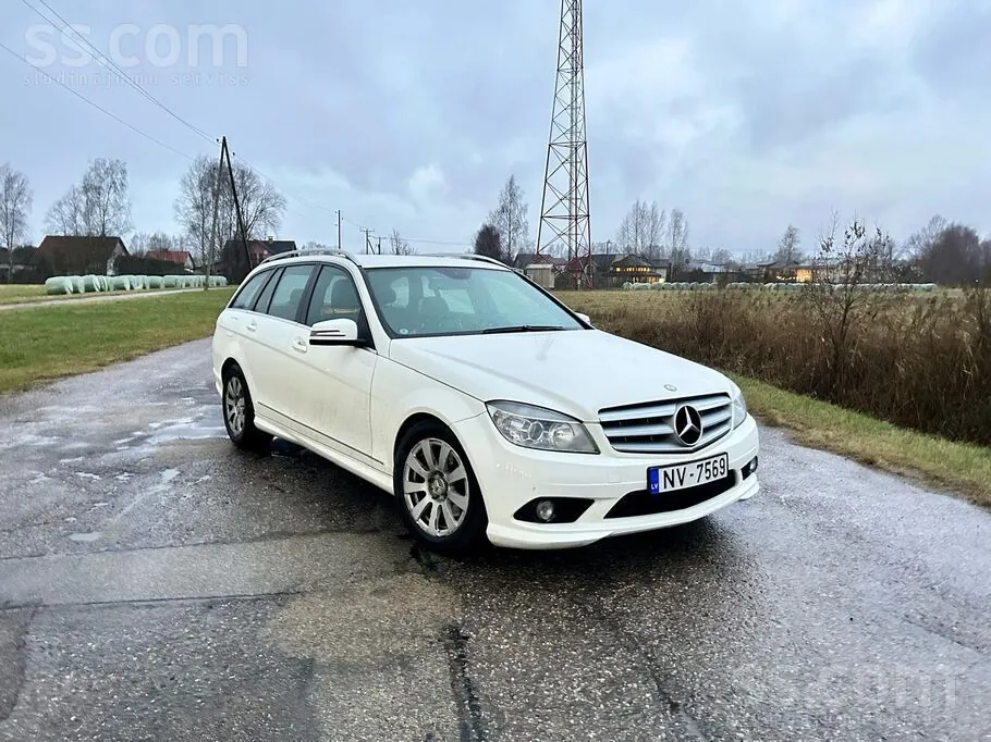 Mercedes-Benz C220 2009 photo 4