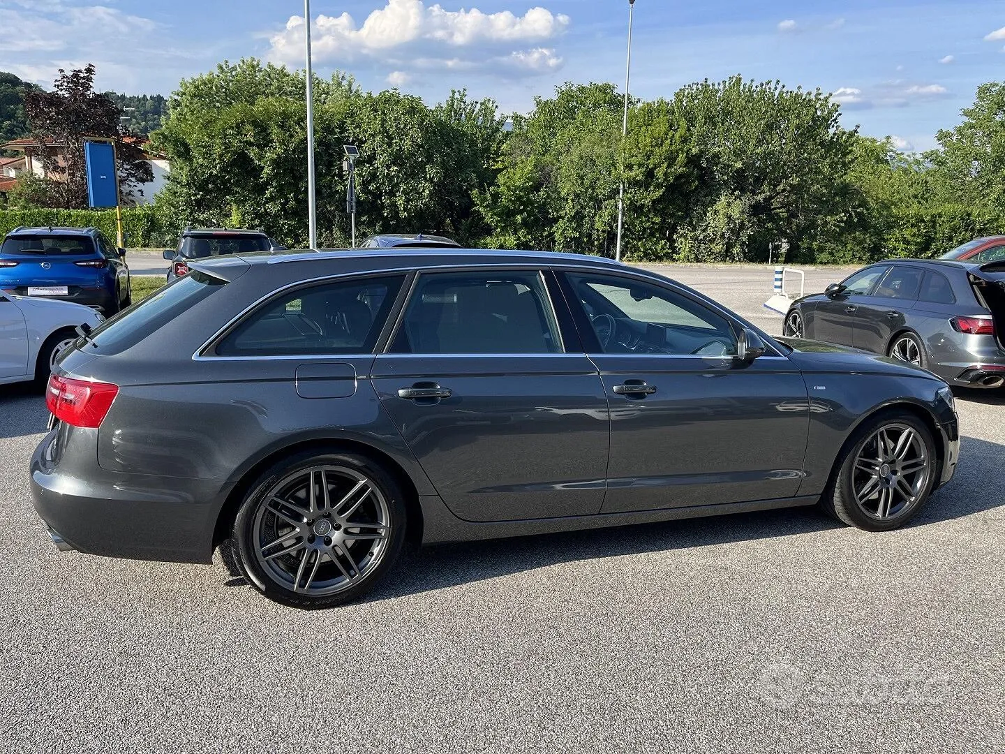 Audi A6 Avant 2012 photo 5
