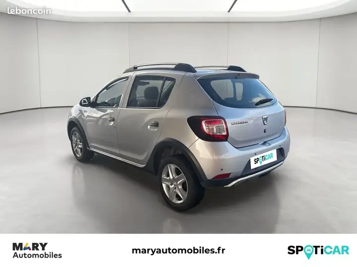 Dacia Sandero 2013 photo 3
