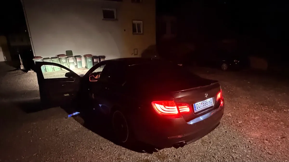 BMW 5 Series 2011 photo 3