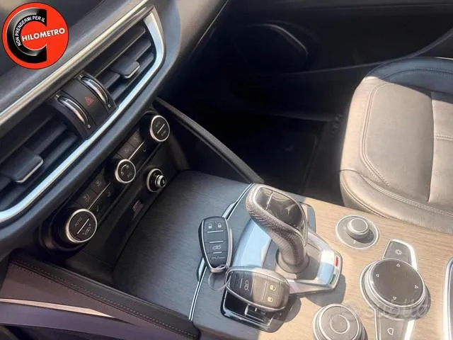 Alfa Romeo Stelvio 2022 photo 3