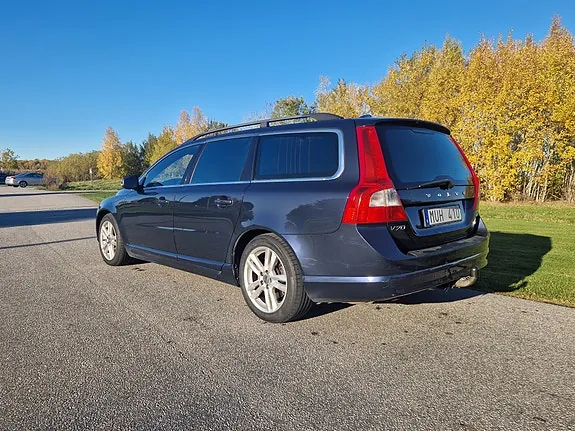 Volvo V70 2013 photo 3