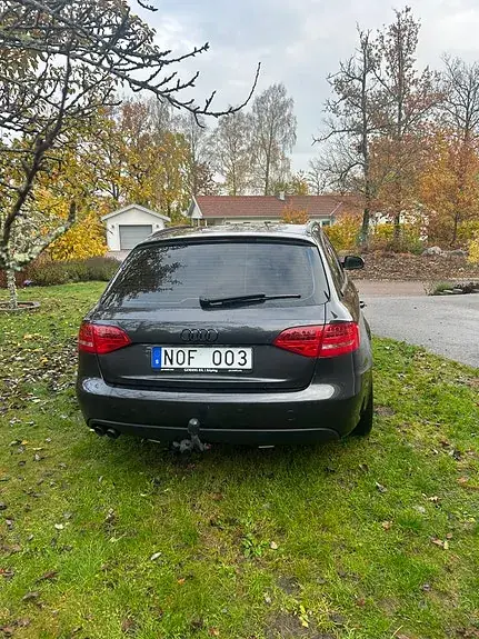 Audi A4 2011 photo 3