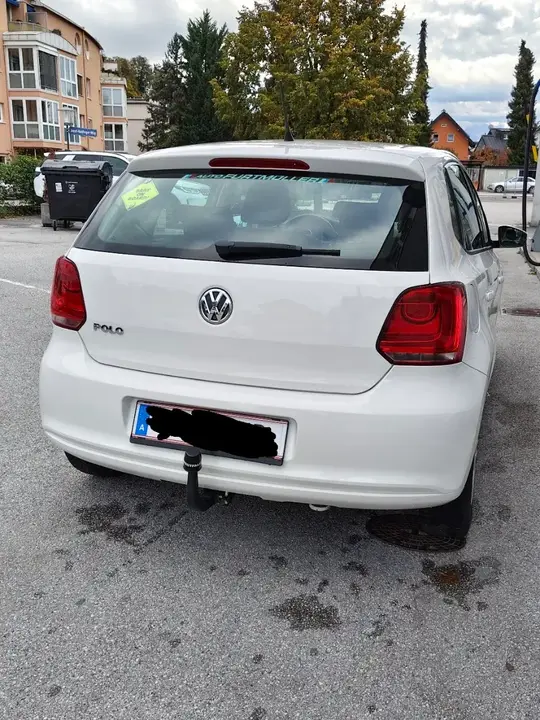 Volkswagen Polo 2012 photo 3