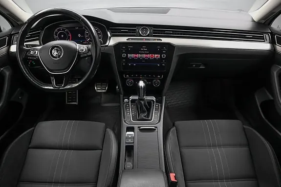 Volkswagen Passat Alltrack 2018 photo 2