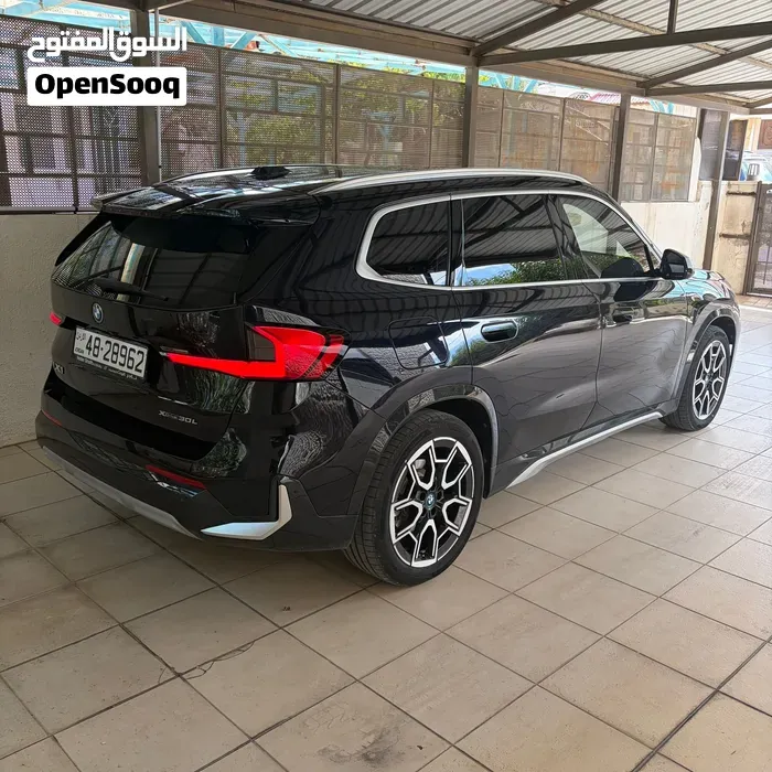 BMW Ix1 2024 photo 3