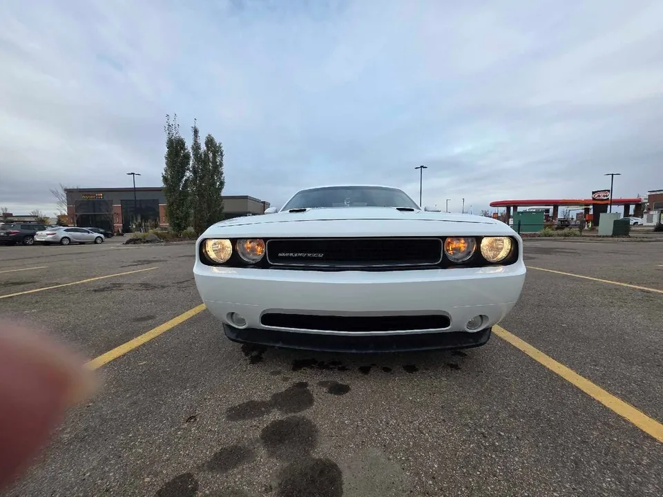 Dodge Challenger 2013 photo 3