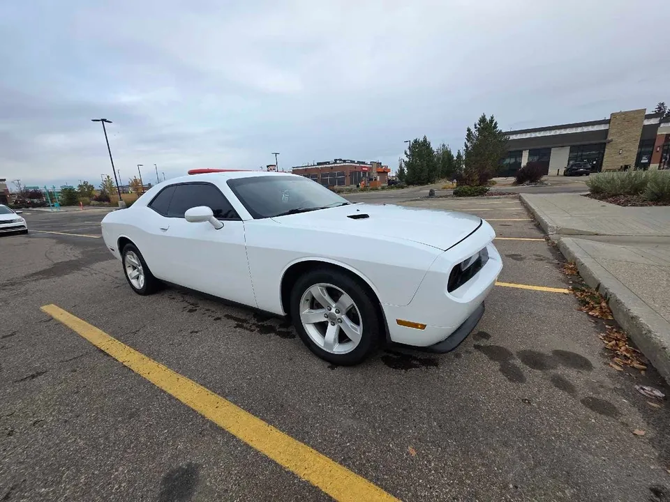 Dodge Challenger 2013 photo 2