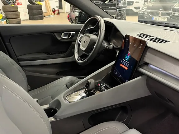 Polestar 2 2023 photo 5