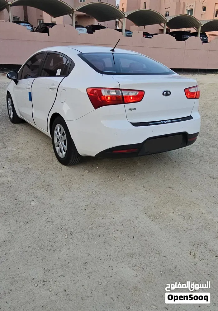 Kia Rio 2013 photo 4