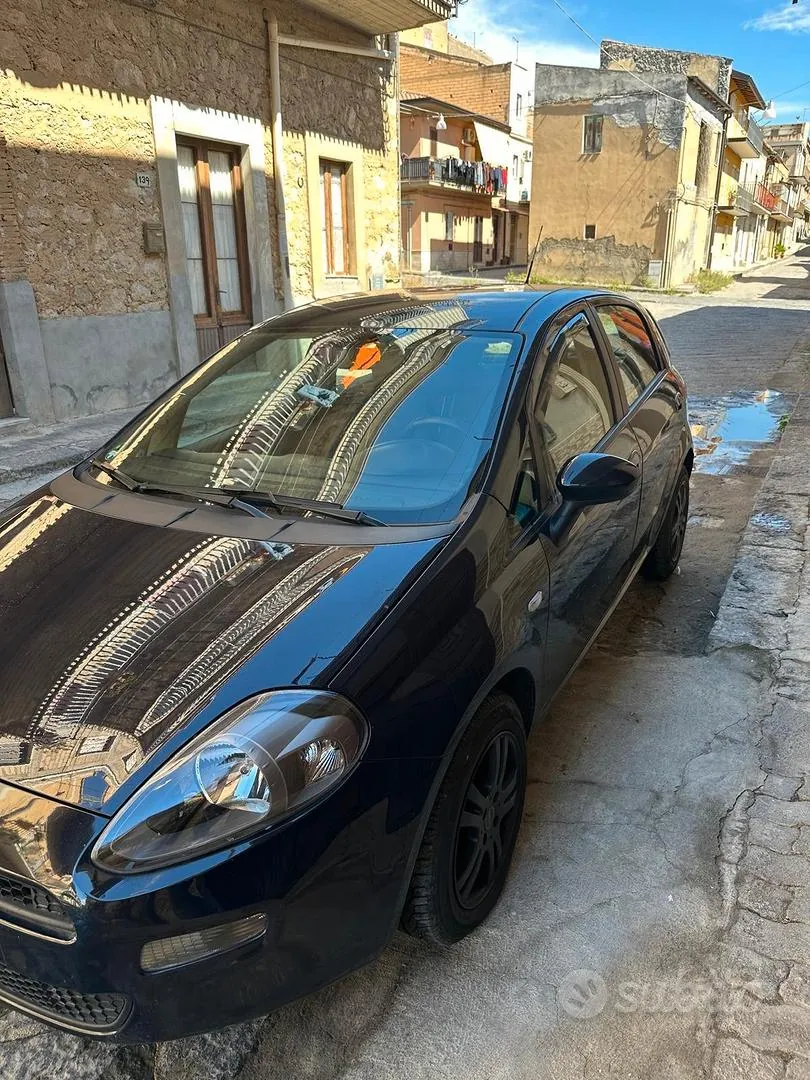 Fiat Punto Evo 2012 photo 4