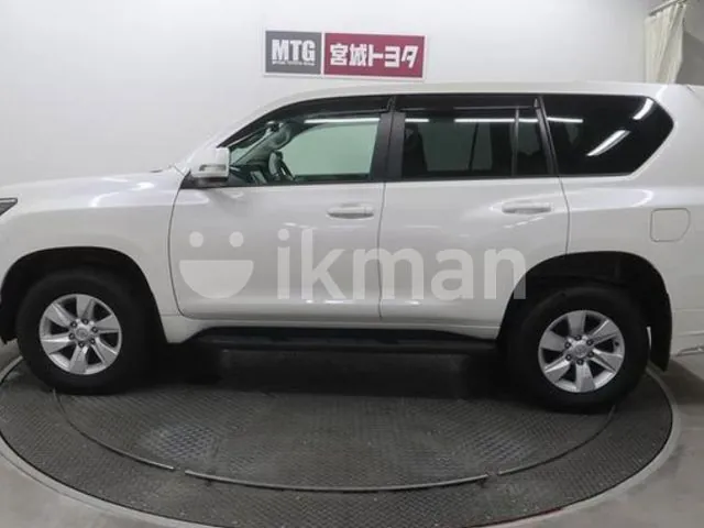 Toyota Land Cruiser Prado 2024 photo 3