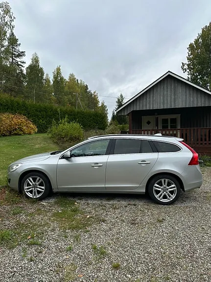 Volvo V60 2013 photo 3