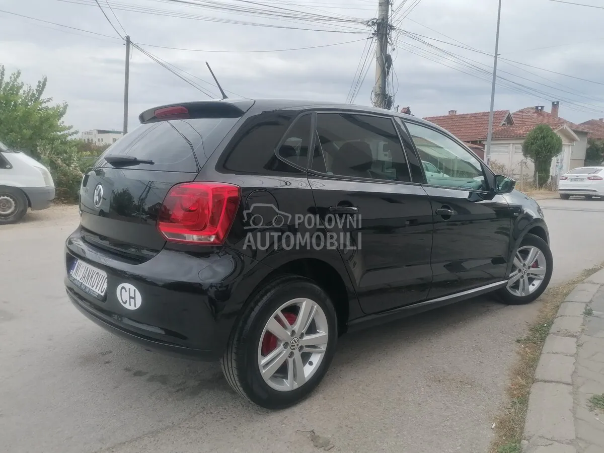 Volkswagen Polo 2013 photo 2