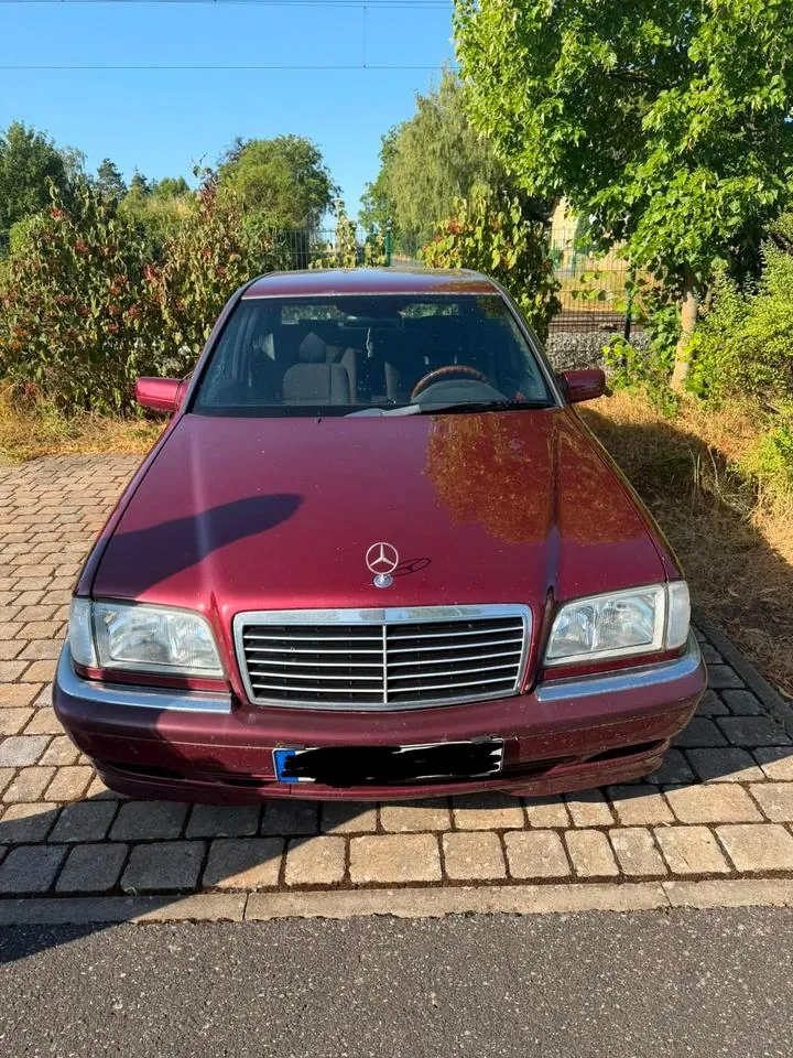 Mercedes-Benz C 180