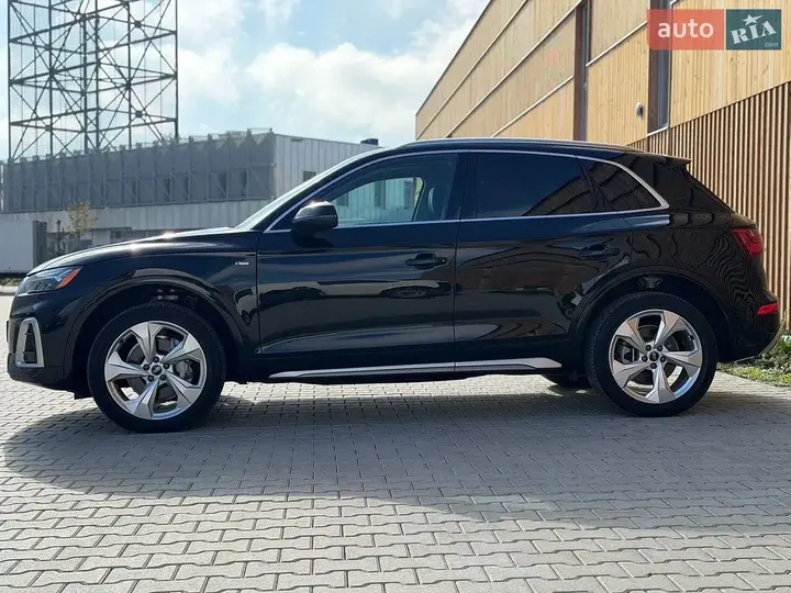 Audi Q5 2024 photo 2