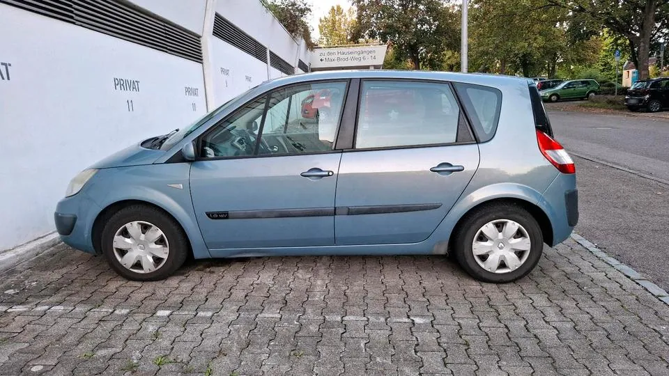 Renault Megane Scenic