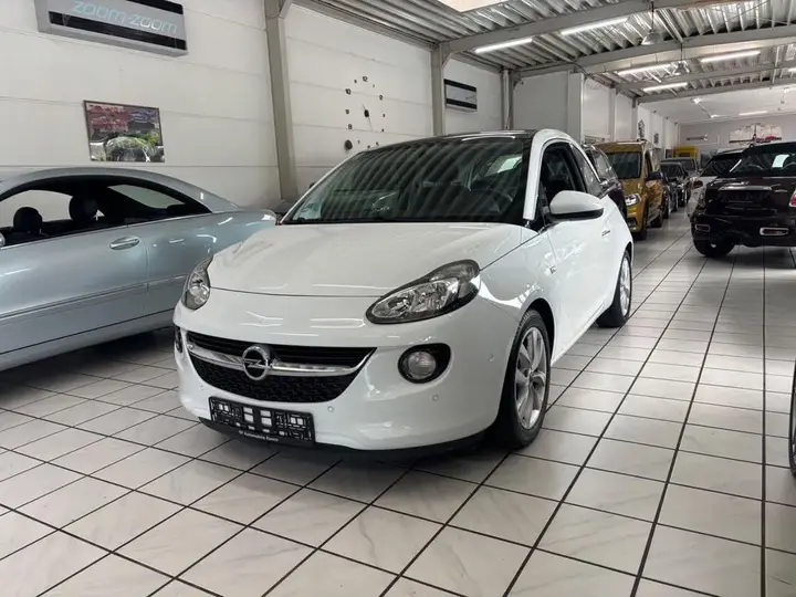 Opel Adam