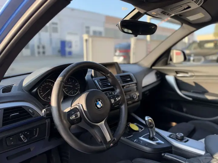 BMW 118D 2015 photo 5