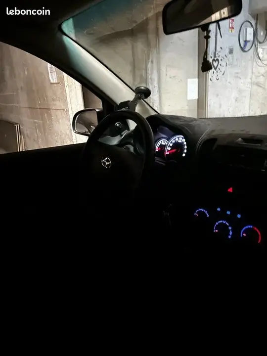 Hyundai I10 2013 photo 3