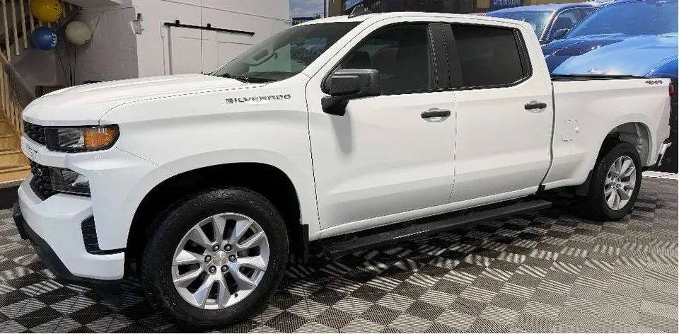 Chevrolet Silverado 1500 2022 photo 2