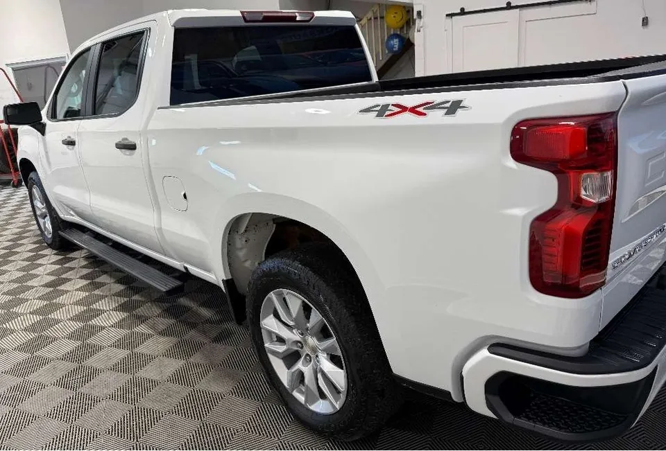 Chevrolet Silverado 1500 2022 photo 3